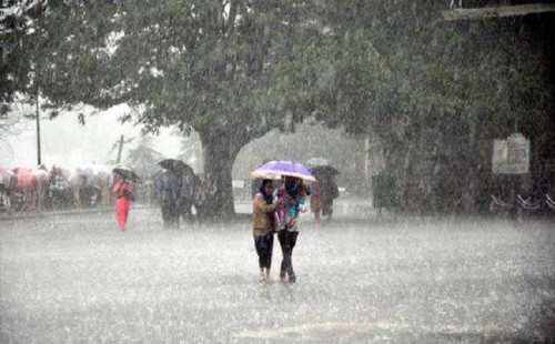 দেশে মাসজুড়ে তাপপ্রবাহের পর এবার টানা বৃষ্টিপাতের আভাস 