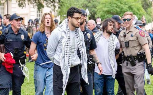 ফিলিস্তিনপন্থি বিক্ষোভে যুক্তরাষ্ট্রে গ্রেপ্তার ২,২০০ শিক্ষার্থী 