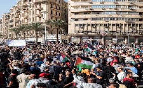 আরবে ক্ষুব্ধ গাজাবাসী,মার্কিন শিক্ষার্থীদের কৃতজ্ঞতা 