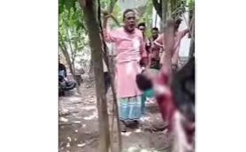 যুবককে গাছের সাথে বেঁধে নির্যাতন 