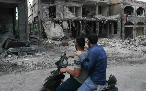 ইসরায়েলের বোমা হামলায় পাঁচ সন্তানসহ স্বামী-স্ত্রী নিহত 