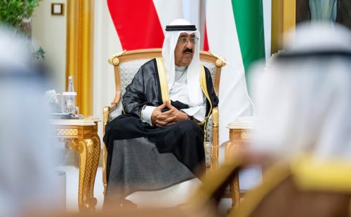 কুয়েতে ভেঙে দেওয়া হলো পার্লামেন্ট 