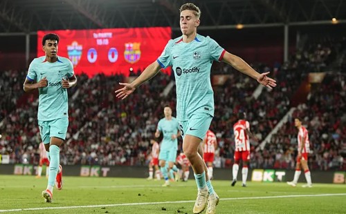 আলমেরিয়ার গোল মিসের মহড়ায় লোপেজের গোলে বার্সার জয় 