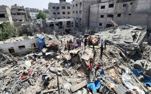 গাজায় ইসরায়েলি হামলা জোরদার, একদিনে নিহত ৬৪ 