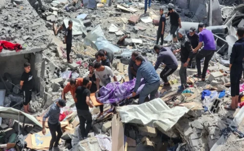 নুসেইরাত ও জাবালিয়া শরণার্থী শিবিরে ইসরায়েলি হামলায় নিহত ৪৫ 