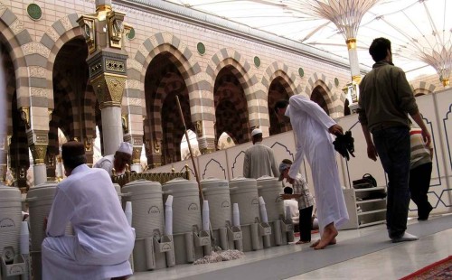 মদিনায় প্রতিদিন ৩০০ টন জমজমের পানি সরবরাহ 