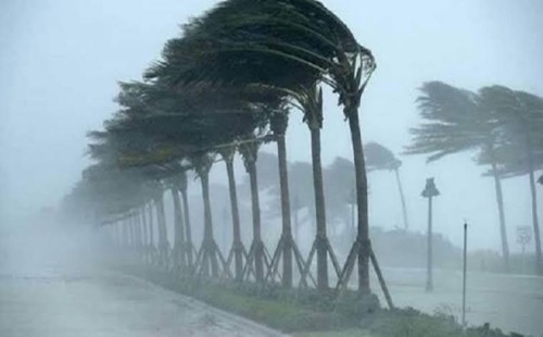 ৬০ কিমি বেগে ঝড়ের আশঙ্কা 