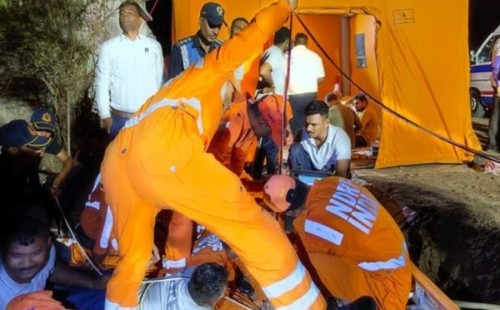 গভীর নলকূপে পড়ে যাওয়া শিশুর মৃত্যদেহ উদ্ধার 