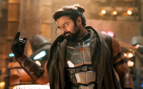 প্রথমদিনে ২০০ কোটির পথে প্রভাসের সিনেমা 