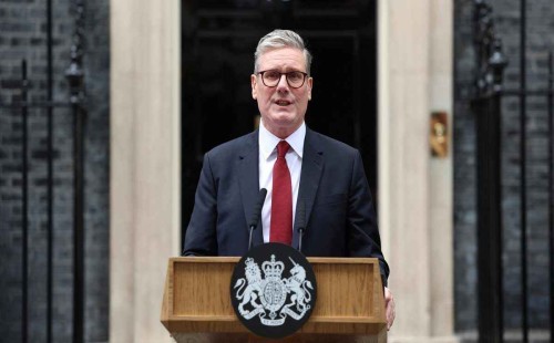 প্রধানমন্ত্রীর দায়িত্ব গ্রহণ করলেন স্টার্মার 