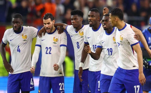 টাইব্রেকারে পর্তুগালকে হারিয়ে সেমিতে ফ্রান্স 