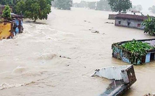 আসামে বন্যায় মৃত্যু বেড়ে ৫২ 