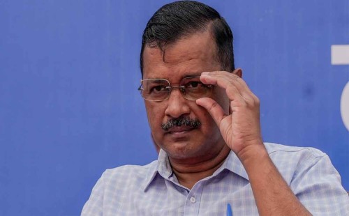 জামিন পেলেও মুক্তি মিলছে না কেজরিওয়ালের 