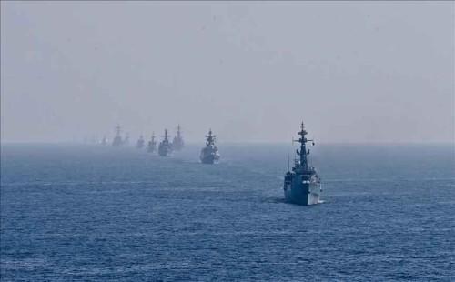দক্ষিণ চীন সাগরে চীন-রাশিয়ার যৌথ নৌমহড়া 