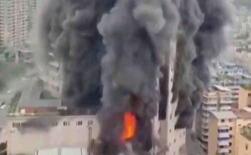 চীনে শপিংমলে ভয়াবহ আগুনে, নিহত ১৬ 