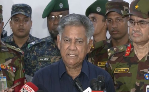 সাত দিনের মধ্যে নিষিদ্ধ রাইফেল জমা দেওয়ার নির্দেশ 