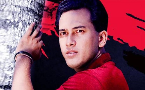 স্বপ্নের নায়ককে ছাড়া ২৮ বছর 