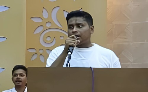 ঢাকা বিশ্ববিদ্যালয় নিয়ে ১৪টি দাবি তুলে ধরলেন সমন্বয়ক হাসনাত আবদুল্লাহ 