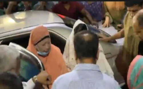 বাসায় ফিরেছেন খালেদা জিয়া 