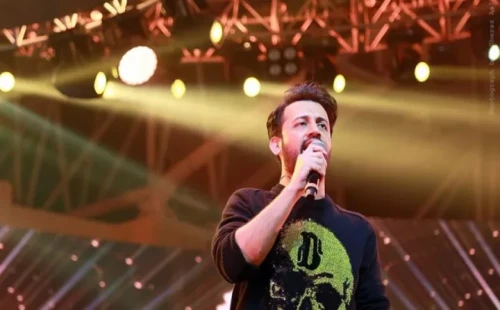 নভেম্বরে আসছেন আতিফ আসলাম 