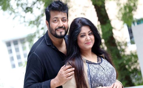 শটগান দিয়ে মৌসুমীকে ভয় দেখাতেন ওমর সানী 