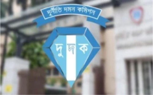 মন্ত্রী-প্রতিমন্ত্রীদের পিএস-এপিএসরাও বানিয়েছেন টাকার পাহাড় 