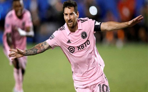 মেসির হ্যাটট্রিকে মায়ামির নতুন ইতিহাস 