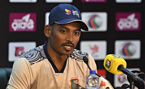 বাংলাদেশ দলের অধিনায়কত্ব ছাড়ছেন শান্ত 