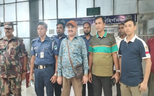 ভারতে পালানোর সময় গ্রেপ্তার আ.লীগ নেতা 