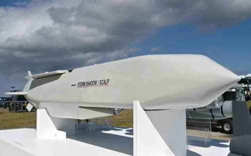 ব্রিটিশ ক্ষেপণাস্ত্র দিয়ে রাশিয়ায় হামলা ইউক্রেনের 