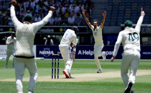 পার্থে ১৫০ রানে অলআউট ভারত 