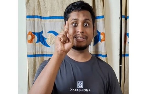 বিডিআর হত্যাকাণ্ড নিয়ে হাসনাতের ফেসবুক পোস্ট 