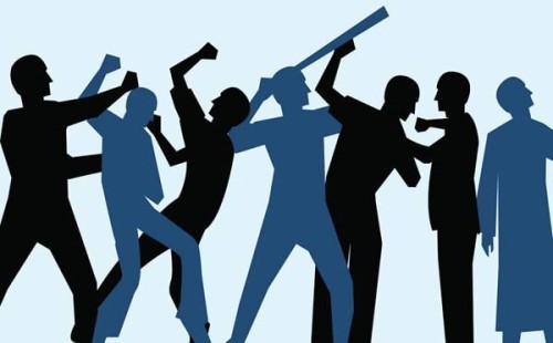 মসজিদের টাকা নিয়ে সংঘর্ষ, আহত অর্ধশতাধিক 