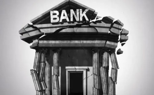 ১০ ব্যাংক সঙ্কটে, হোতারা অধরা 