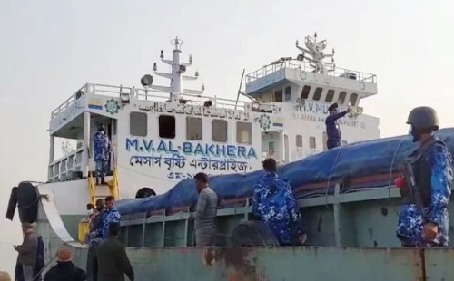 চাঁদপুরে জাহাজে ৭ খুনের ঘটনায় সন্দেহভাজন ইরফান গ্রেপ্তার 