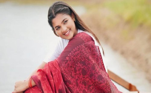 উপদেষ্টা হওয়ার প্রসঙ্গে যা বললেন সাদিয়া আয়মান 