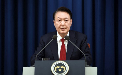 গ্রেপ্তারি পরোয়ানা ‘অবৈধ’: ইউনের আইনজীবী 