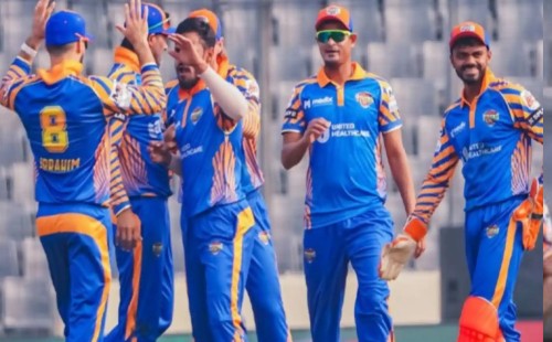 টানা তৃতীয়বারের মতো হারের মুখ দেখলো ঢাকা ক্যাপিটালস 