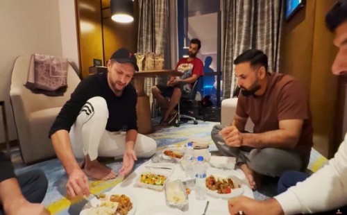 ‘জাতীয় দলে আর খেলছি না’, আফ্রিদিকে বললেন তামিম 