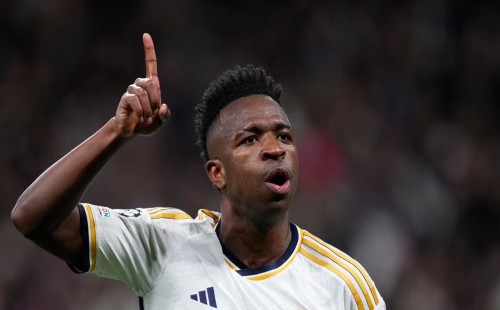 ক্লাবের মালিকানা কেনার পথে হাঁটছেন ভিনিসিউস 