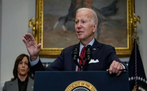 যুক্তরাষ্ট্রে বাতিল মেটার ফ্যাক্ট চেকিং, বাইডেনের নিন্দা 