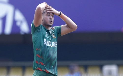 পিএসএলেও দল পেলেন না তাসকিন 