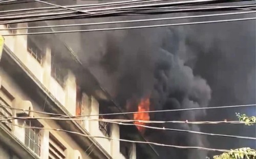 হাজারীবাগে ট্যানারির গোডাউনে আগুন 