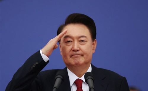 আবারও জিজ্ঞাসাবাদে অস্বীকৃতি ইওলের 