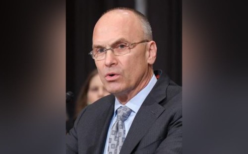 ইউরোপীয় ইউনিয়নে ট্রাম্পের দূত এন্ড্রু পুজডার 