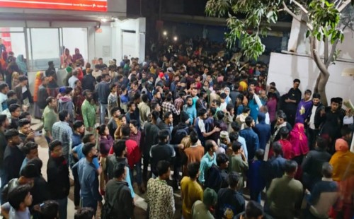 টিফিন খেয়ে অর্ধশতাধিক শ্রমিক অসুস্থ 