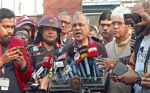 ছিনতাই-চাঁদাবাজি হচ্ছে অস্বীকার করছি না: স্বরাষ্ট্র উপদেষ্টা 