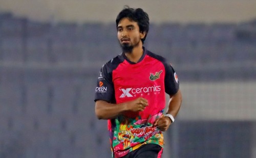 ২ ম্যাচ নিষিদ্ধ হলেন তানজিম সাকিব 