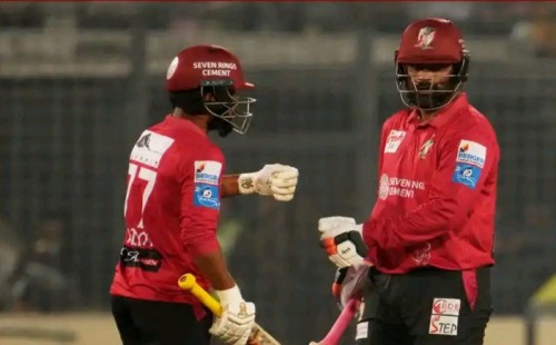 শ্বাসরুদ্ধকর ম্যাচে চিটাগংকে হারিয়ে বিপিএল চ্যাম্পিয়ন বরিশাল 