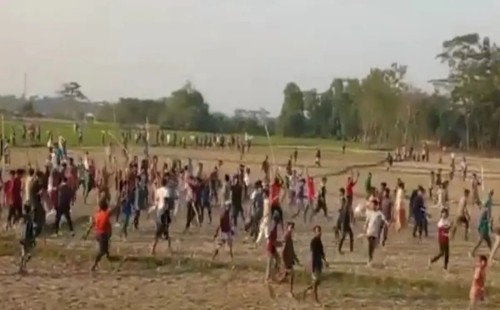 মসজিদের মাইকে ঘোষণা দিয়ে দুই গ্রামবাসীর সংঘর্ষ, আহত ৩০ 